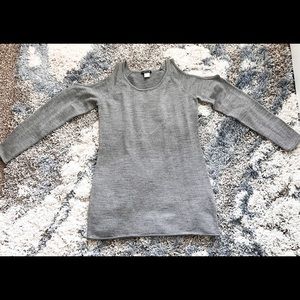Gray, Venus, shoulder-less sweater, size medium